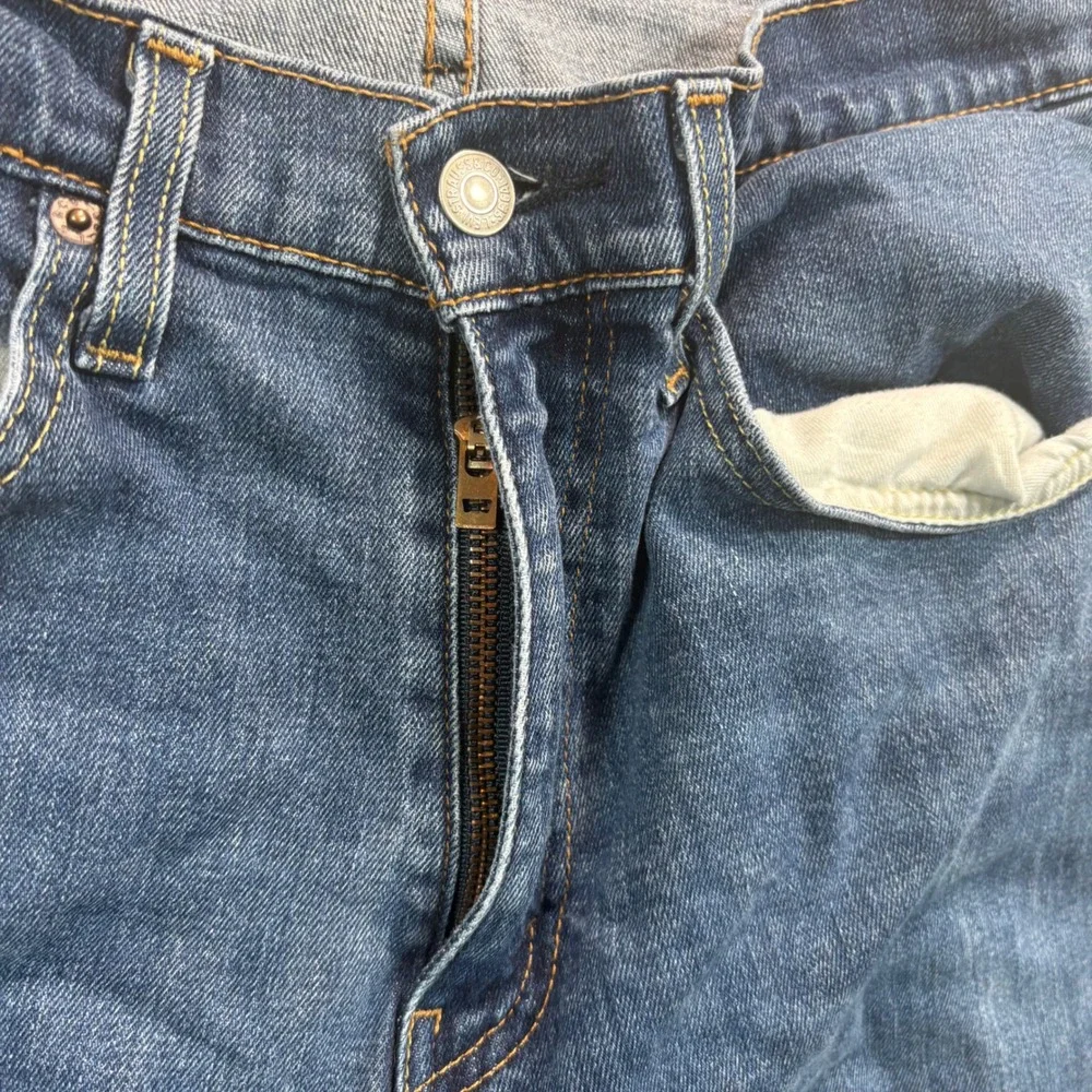 Levi's 559 Relaxed Straight Jeans Mens 34x32 Medium Wash Blue Denim Classic Fit